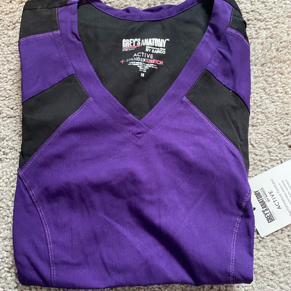 NWT GREYS ANATOMY SCRUB TOP